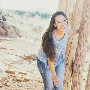 Meet your Posher, Alyssa